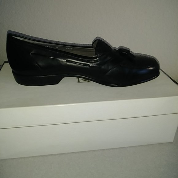 Vintage Alfani slip-on, Black, Lizard/Calf, Men\'s 9, Made in Italy, Worn Once main image 3